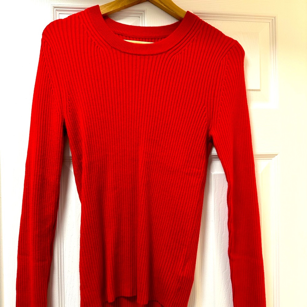 Ribbed sweater